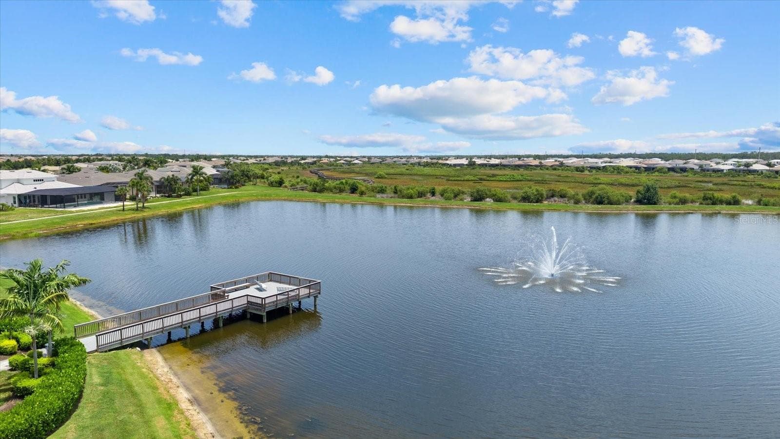 Fishing Pier - 8129 NEVIS RUN, LAKEWOOD RANCH