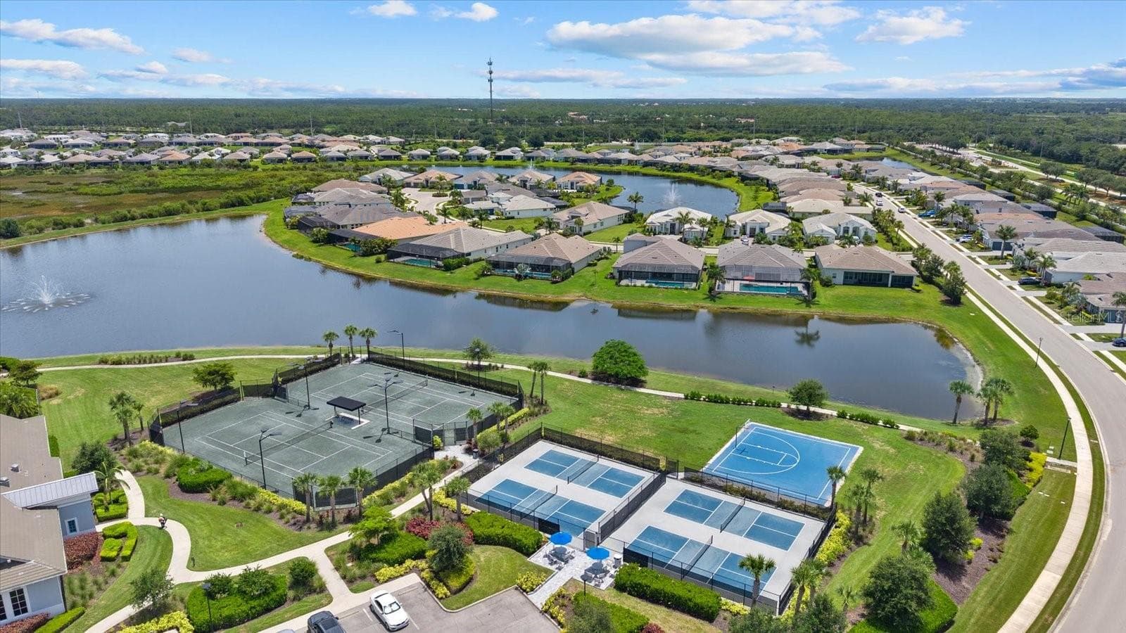 Tennis, Pickleball & Basketball Courts - 8129 NEVIS RUN, LAKEWOOD RANCH