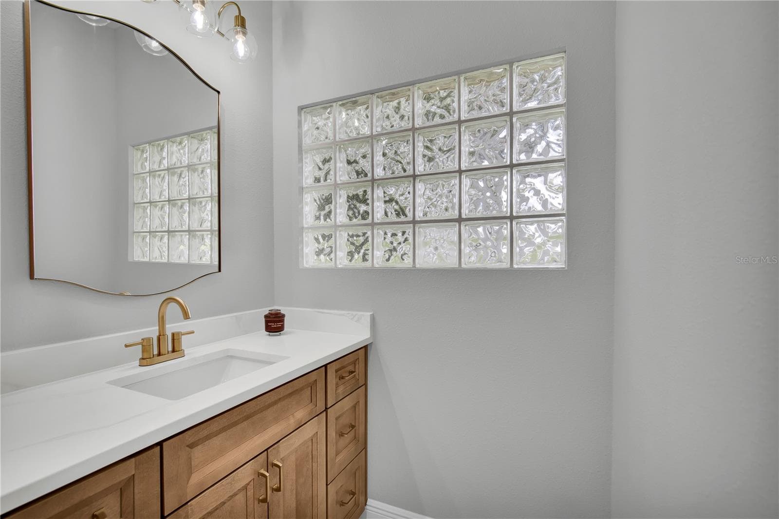 Single Family Residence at 5619 PRINCE ANDREW CT, LEESBURG, photo 20 of 34