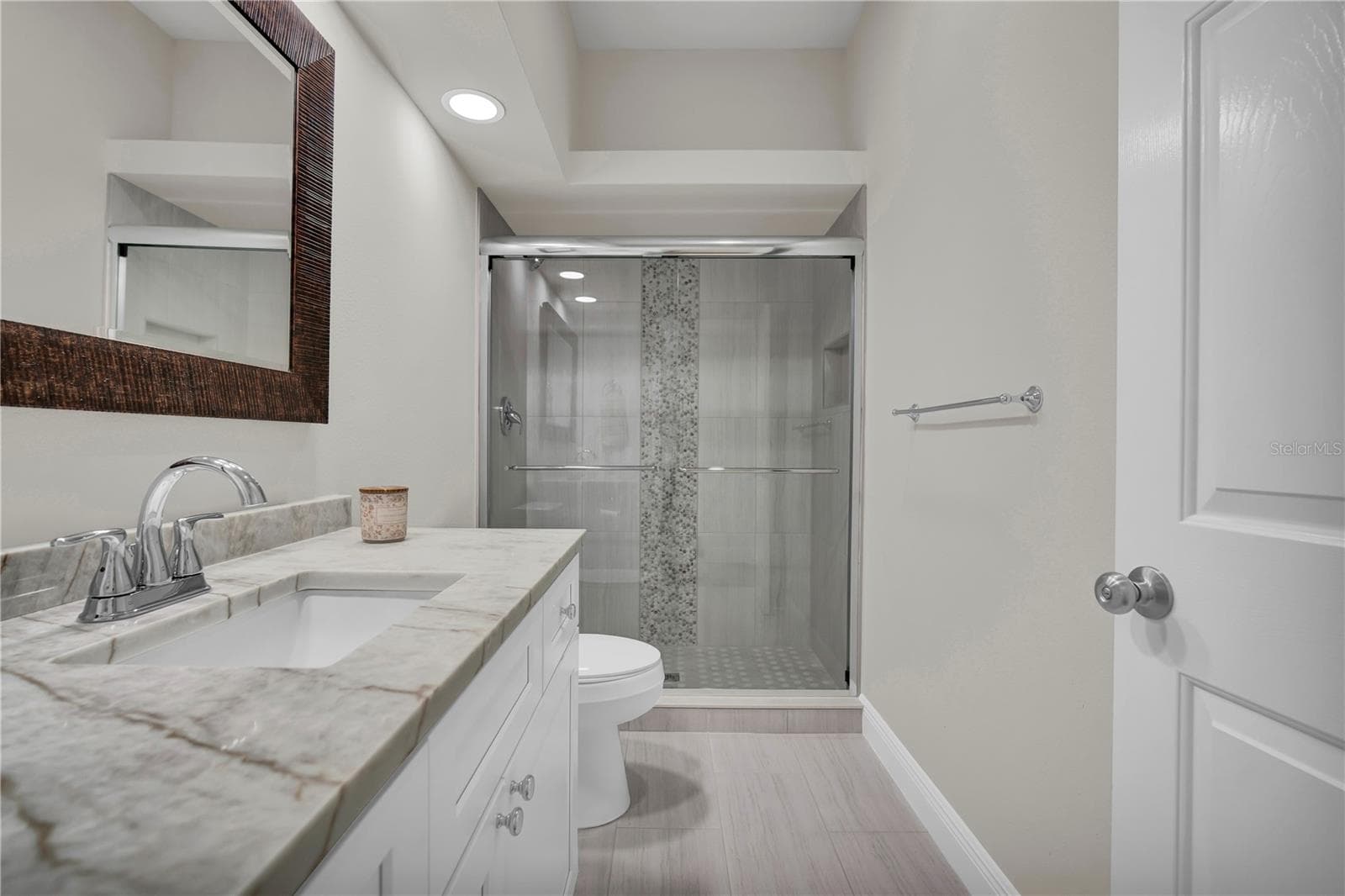 Single Family Residence at 5619 PRINCE ANDREW CT, LEESBURG, photo 24 of 34