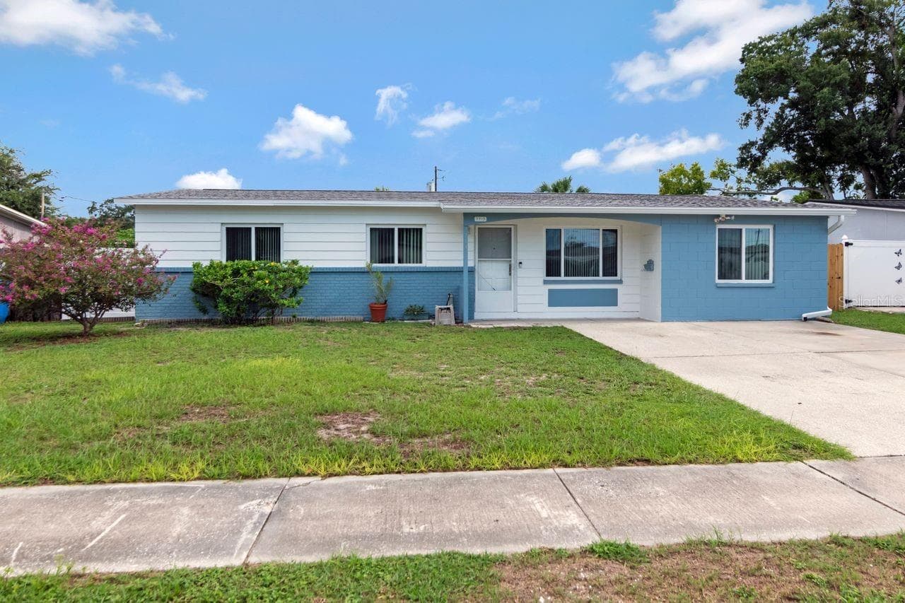 Single Family Residence at 7713 W POWHATAN AVE, TAMPA, photo 38 of 38