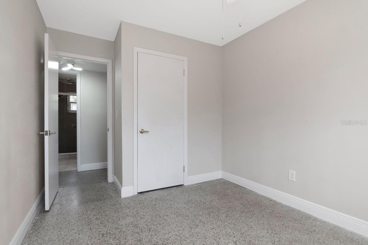 Single Family Residence at 7713 W POWHATAN AVE, TAMPA, photo 21 of 38
