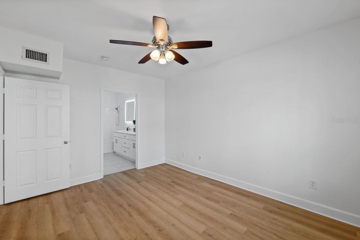 Master Baedroom - 204 E SOUTH ST #2057, ORLANDO