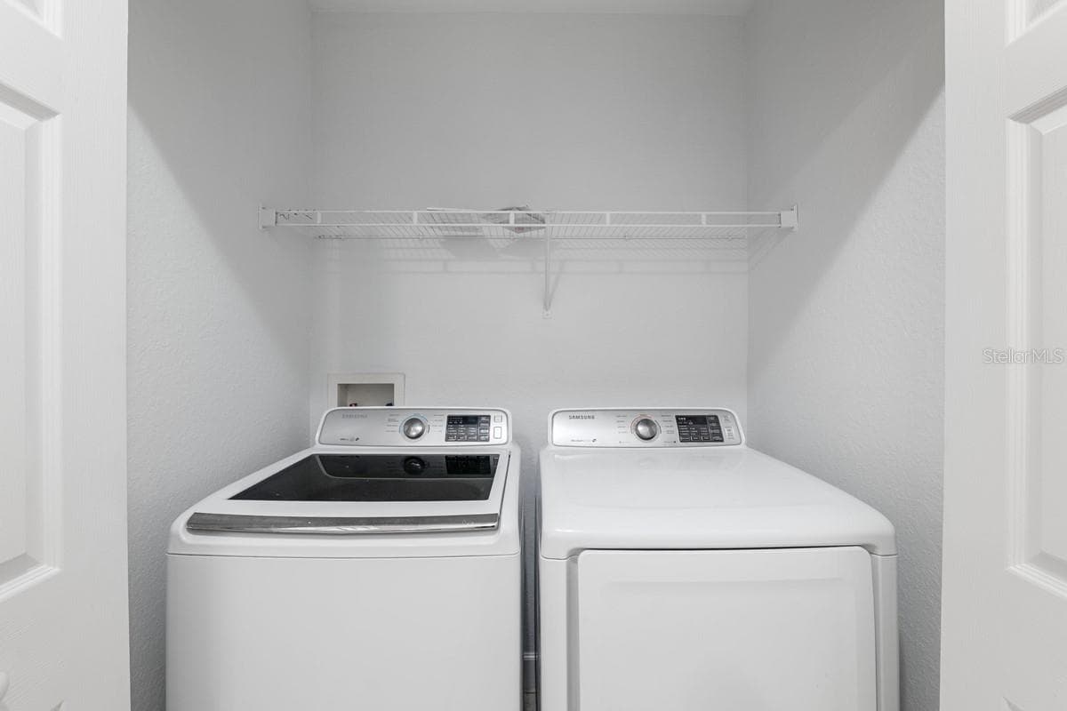 Laundry Closet - 204 E SOUTH ST #2057, ORLANDO