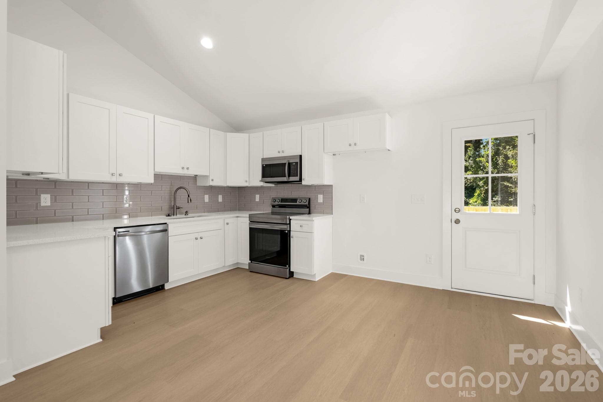 Single Family Residence at 409 Queens Road, Gastonia, photo 23 of 30