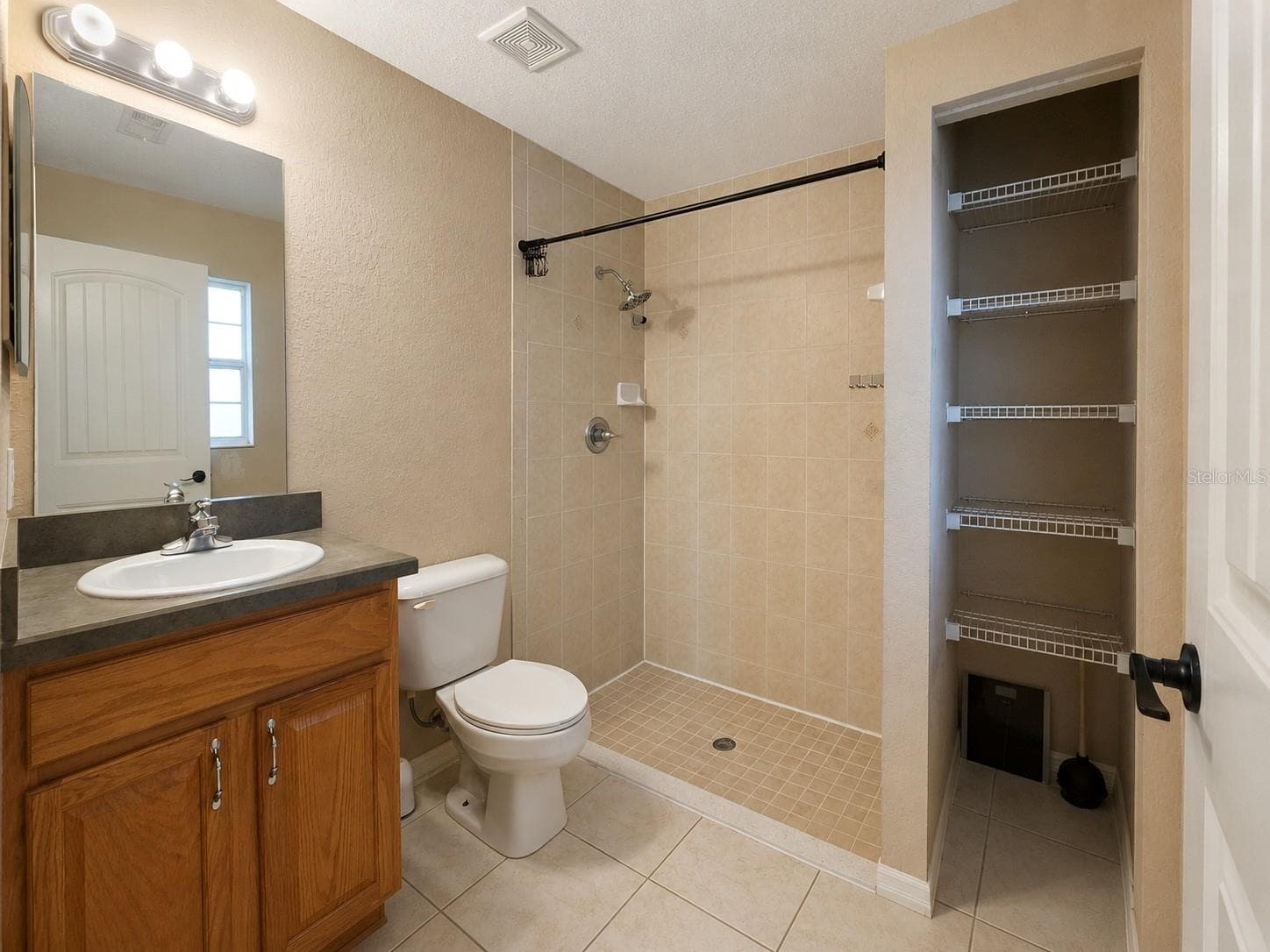 Primary Bathroom - 4188 SE 134TH PL, BELLEVIEW