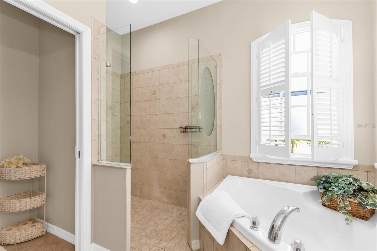 primary bath - 2450 SILVER PALM RD, NORTH PORT