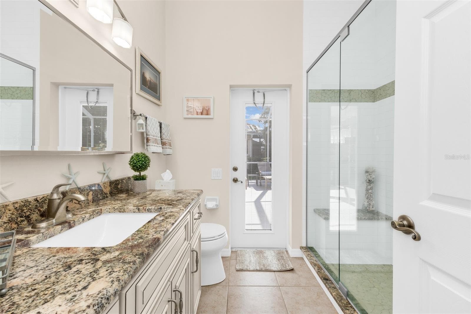 pool bath - 2450 SILVER PALM RD, NORTH PORT