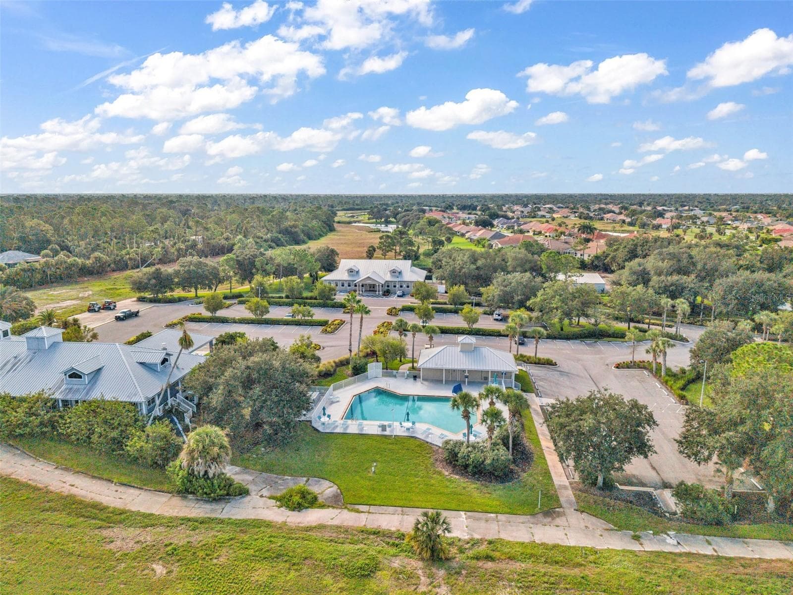 community clubhouse and pool - 2450 SILVER PALM RD, NORTH PORT