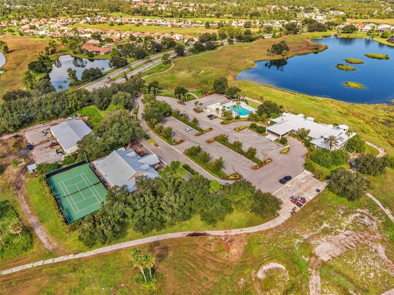 community pickleball court - 2450 SILVER PALM RD, NORTH PORT