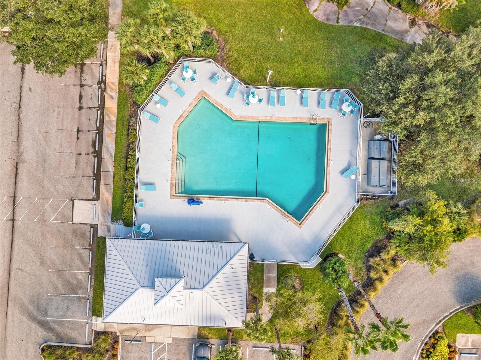 community clubhouse and pool - 2450 SILVER PALM RD, NORTH PORT