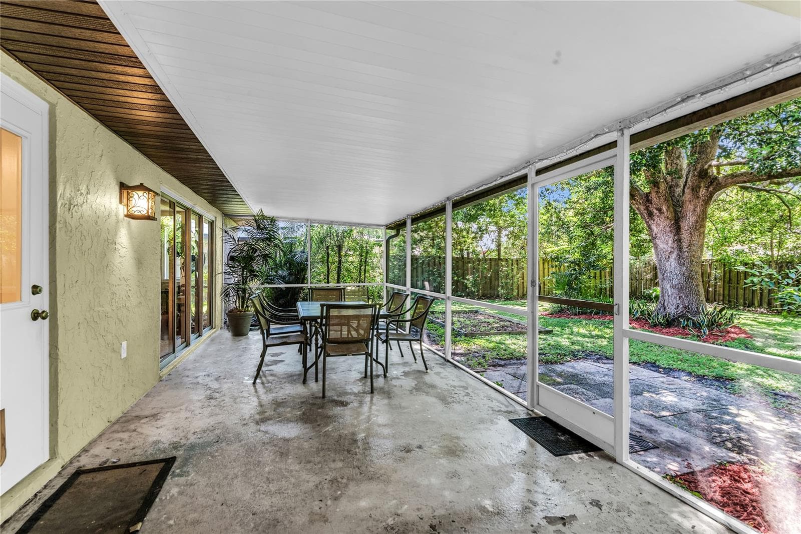 Patio - 8142 GOLDEN SANDS DR, ORLANDO