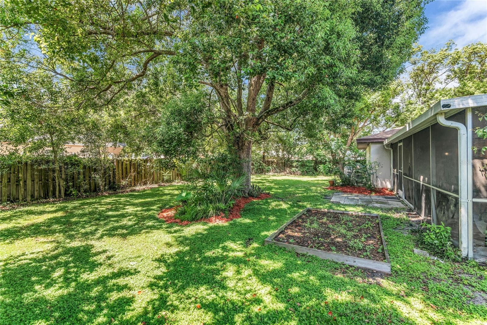 Backyard - 8142 GOLDEN SANDS DR, ORLANDO