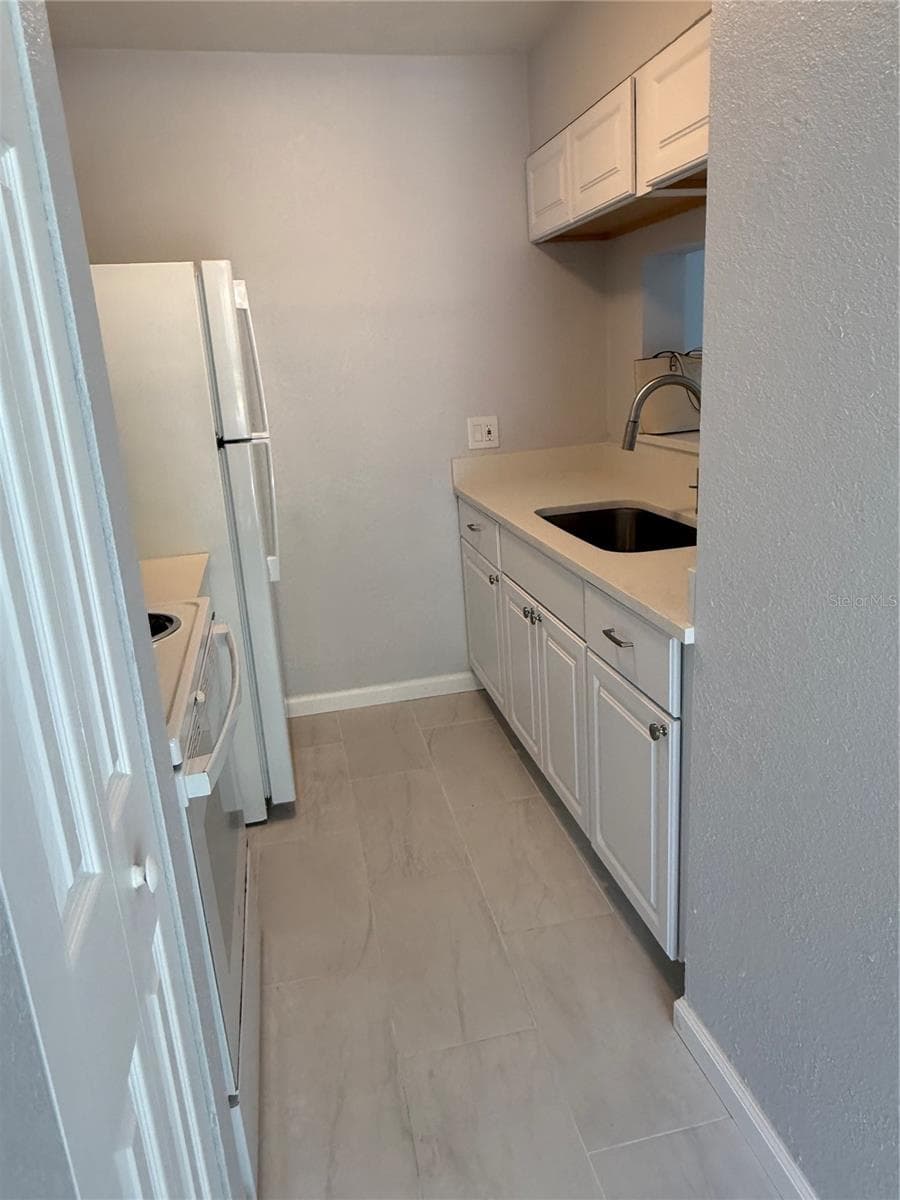 Condominium at 3001 58TH AVE S #613, ST PETERSBURG, photo 6 of 24