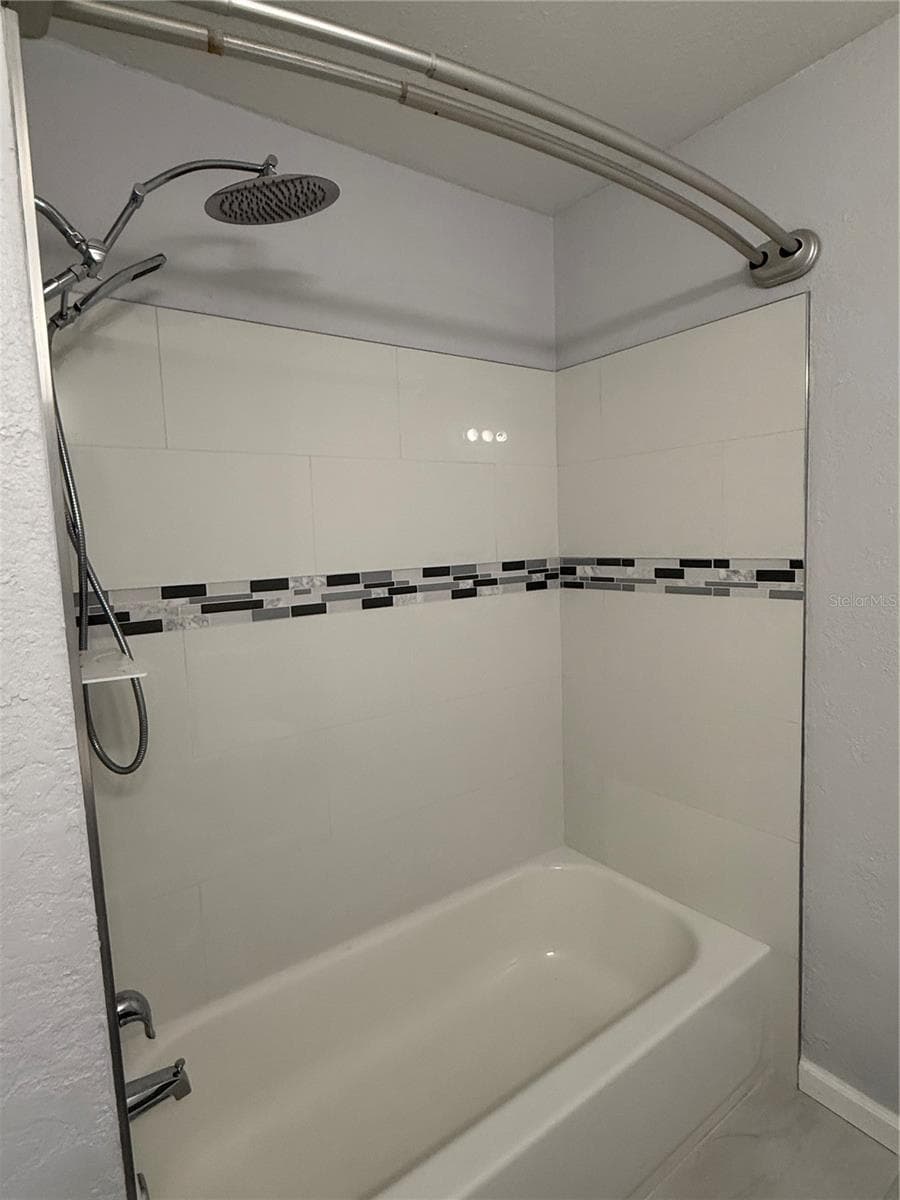 Condominium at 3001 58TH AVE S #613, ST PETERSBURG, photo 9 of 24