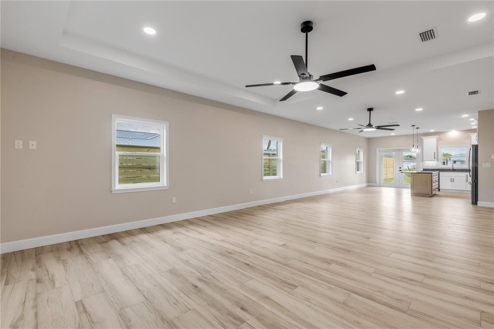 Single Family Residence at 124 INDIAN CREEK RD, OAK HILL, photo 8 of 70
