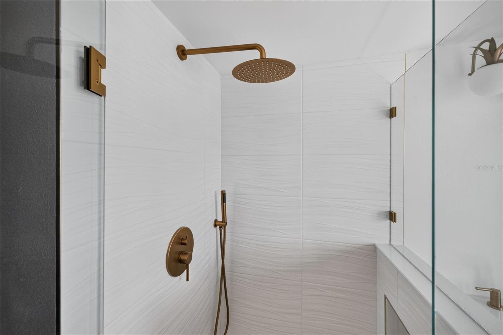 Guest Bathroom - 855 BAYWAY BLVD #503, CLEARWATER BEACH