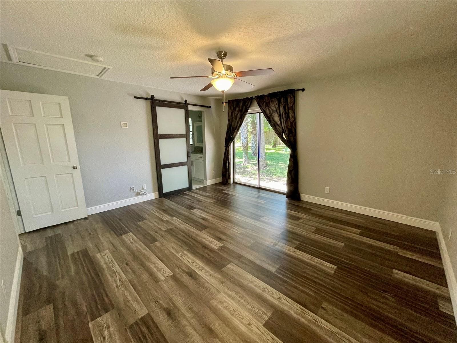 Single Family Residence at 2700 CONCORD RD, DELAND, photo 33 of 44