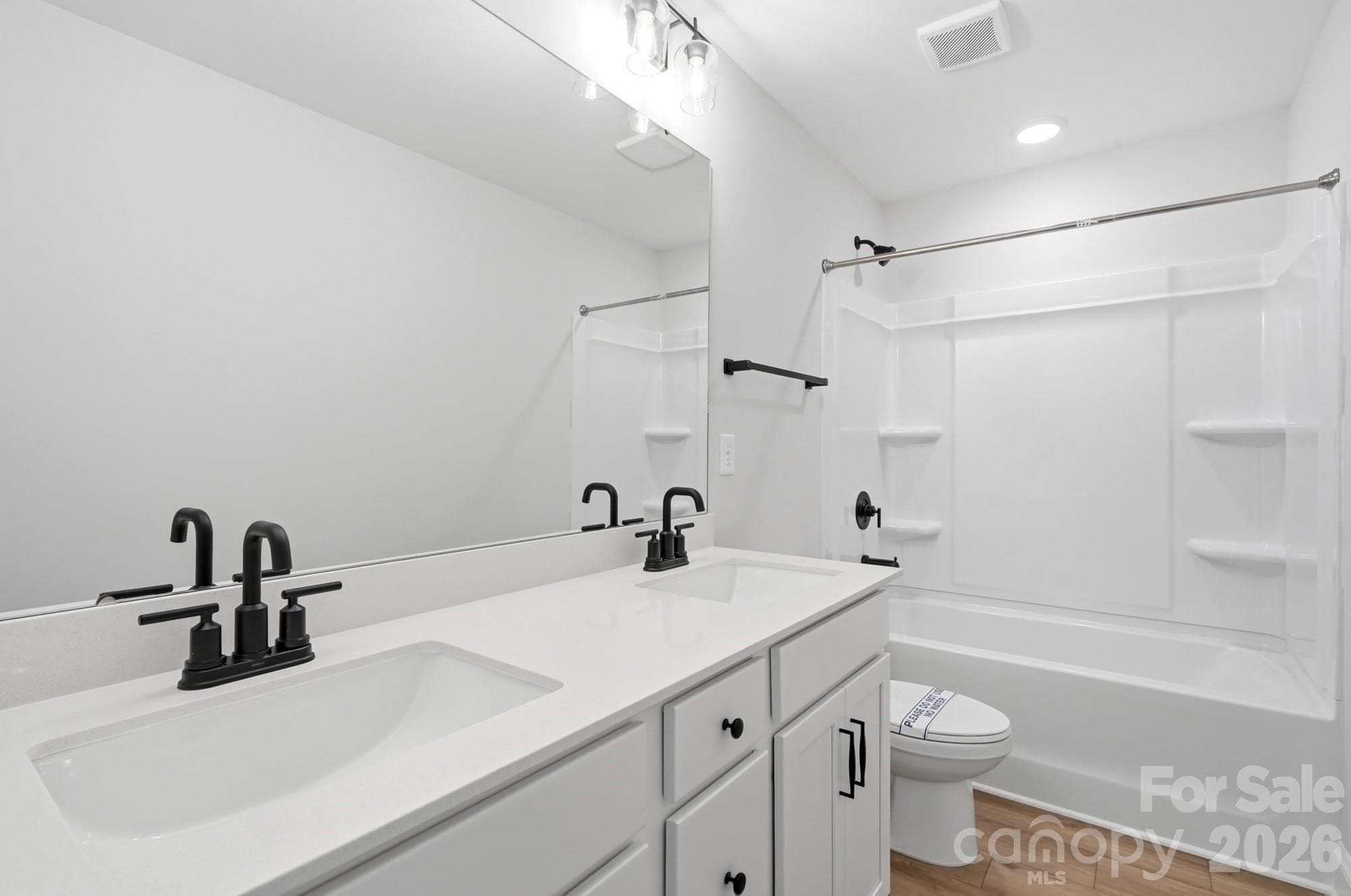 Bath 2 - 124 Swing Lane, Troutman