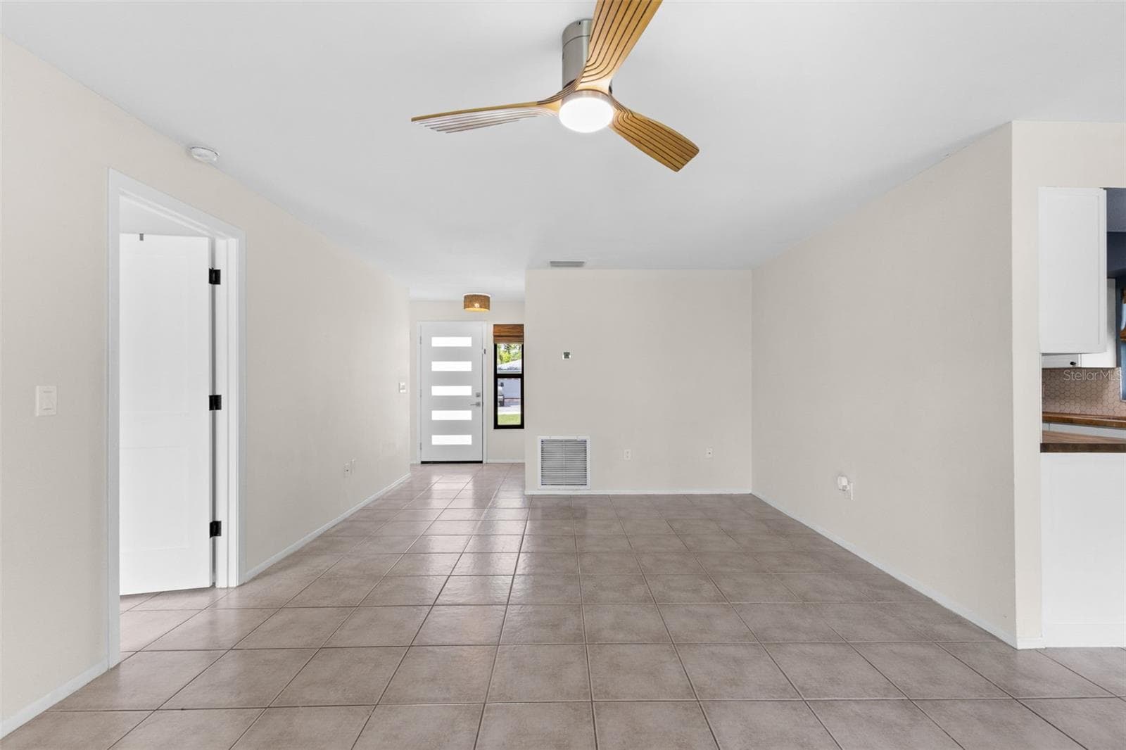 Living Room - 1840 RITA ST, SARASOTA