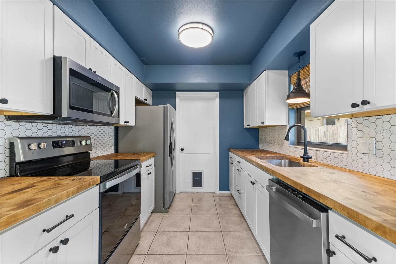 Kitchen - 1840 RITA ST, SARASOTA