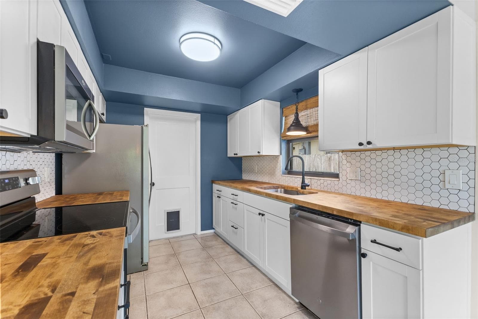 Kitchen - 1840 RITA ST, SARASOTA
