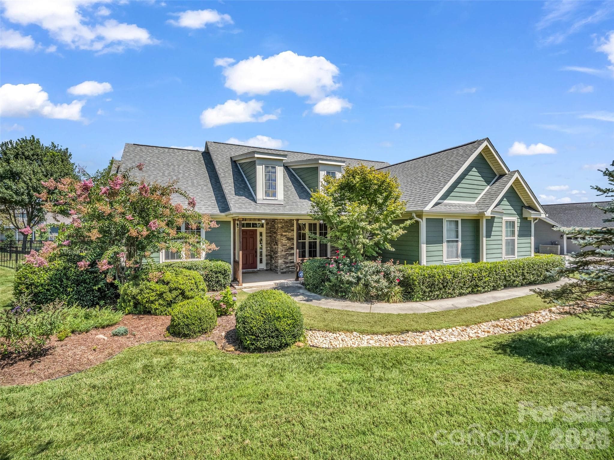 Single Family Residence at Hendersonville, photo 2 of 94