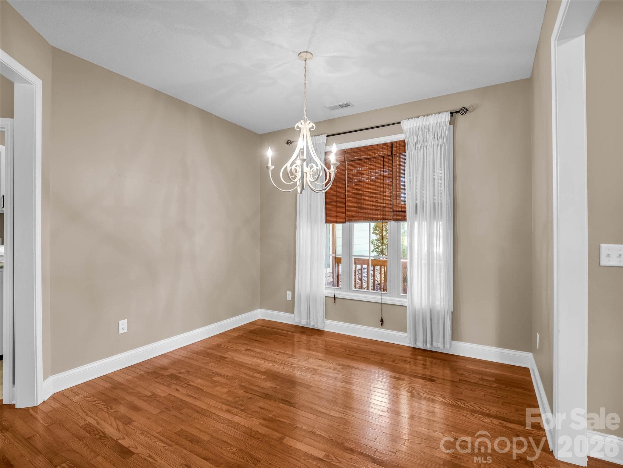 Single Family Residence at 17 Black Iron Lane, Hendersonville, photo 14 of 44