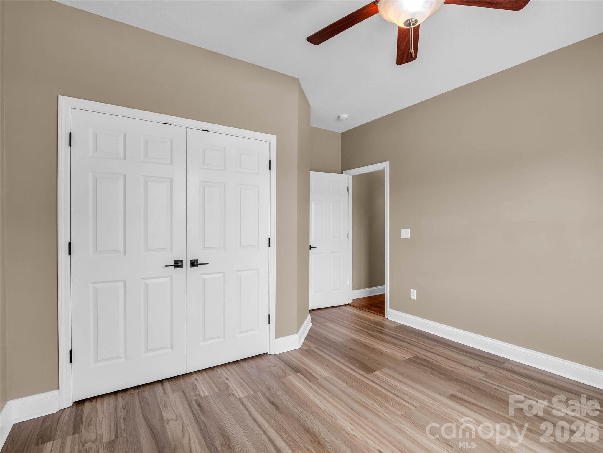 Single Family Residence at 17 Black Iron Lane, Hendersonville, photo 24 of 44