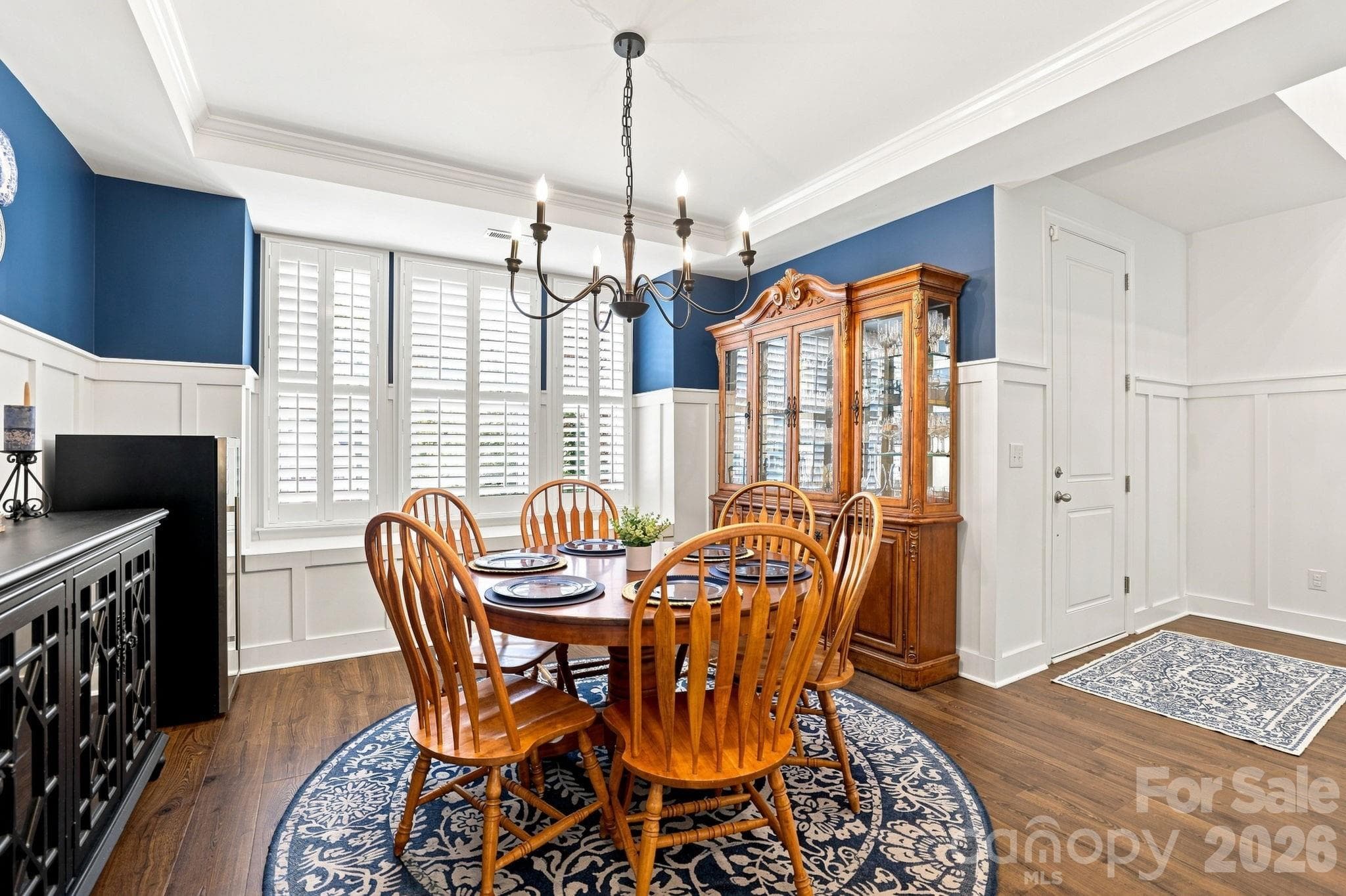 Single Family Residence at 208 South Fork Lane, Belmont, photo 7 of 48