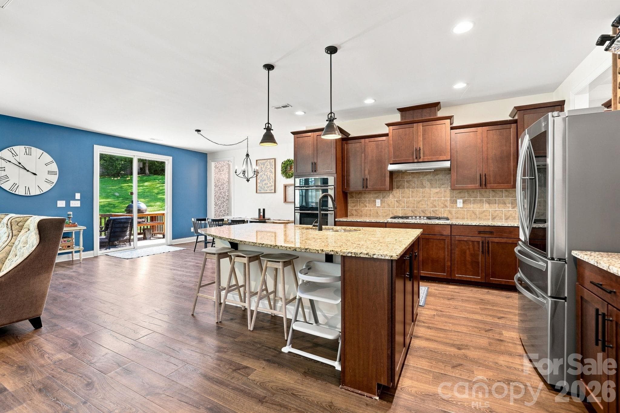 Single Family Residence at 208 South Fork Lane, Belmont, photo 11 of 48