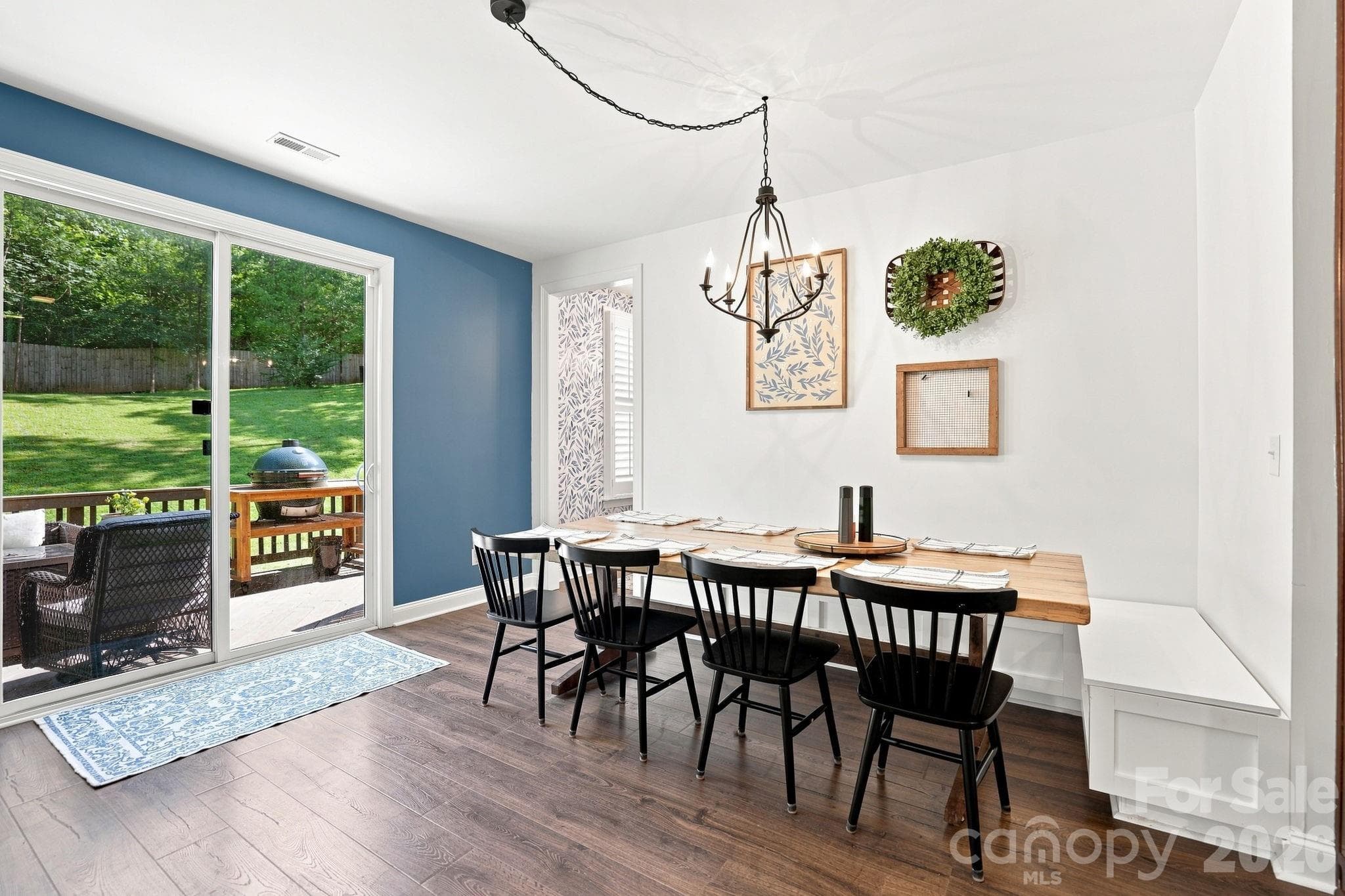 Single Family Residence at 208 South Fork Lane, Belmont, photo 15 of 48