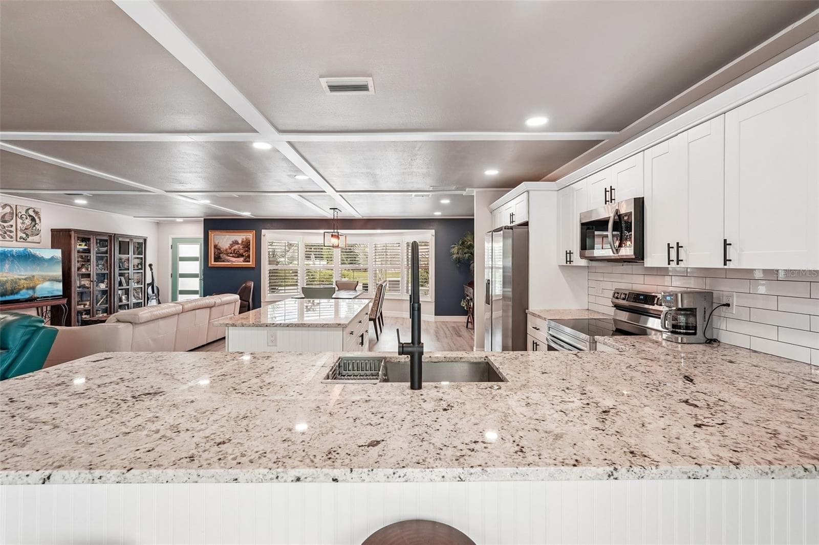Single Family Residence at 365 SHAMROCK BLVD, VENICE, photo 23 of 64