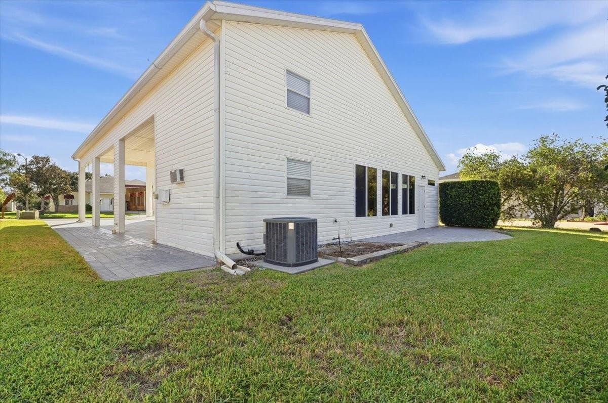 Single Family Residence at 328 MOTORCOACH DR S, POLK CITY, photo 7 of 43