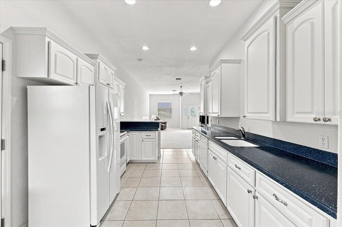 Single Family Residence at 328 MOTORCOACH DR S, POLK CITY, photo 19 of 43