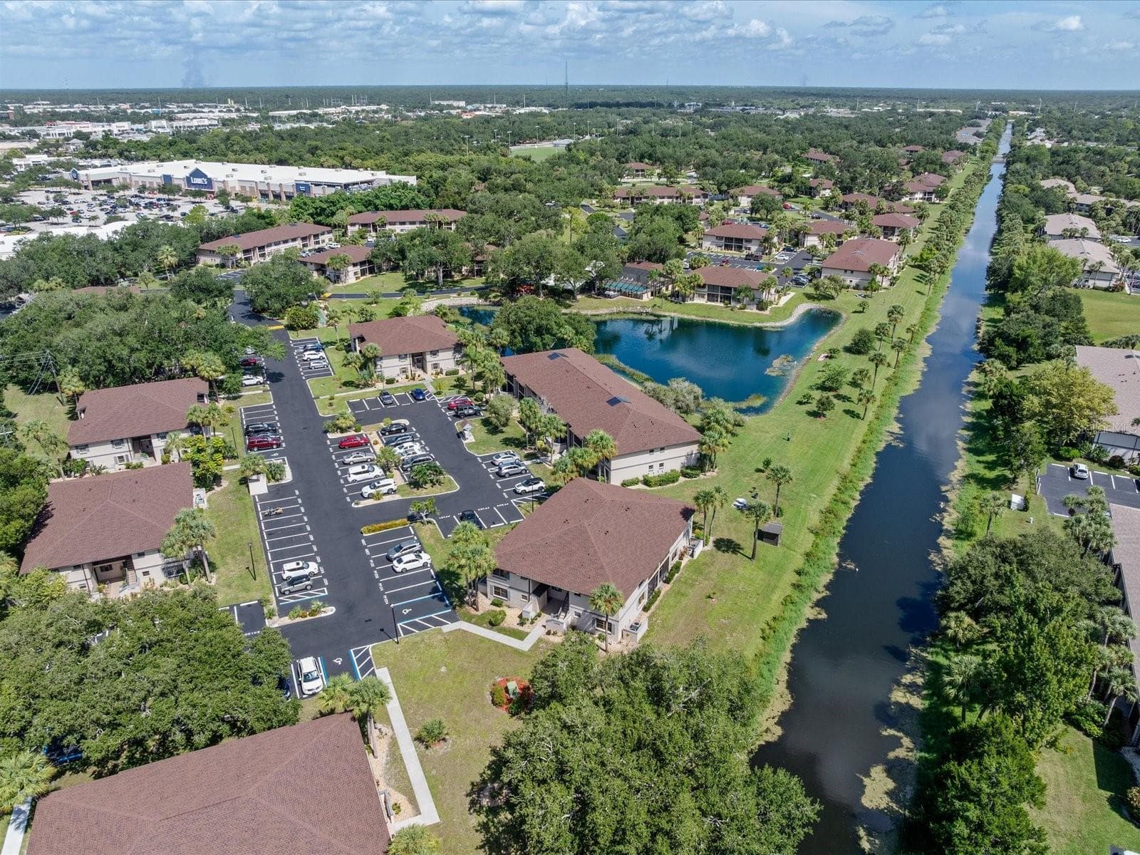 Condominium at 19505 QUESADA AVE #107, PORT CHARLOTTE, photo 32 of 43