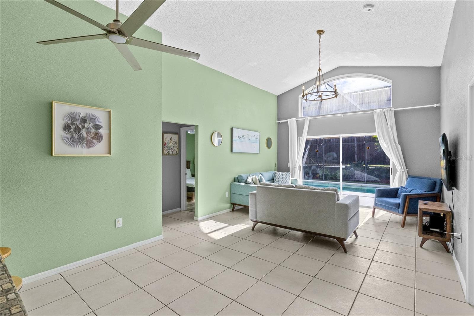 Single Family Residence at 915 LAKE BERKLEY DR, KISSIMMEE, photo 11 of 35