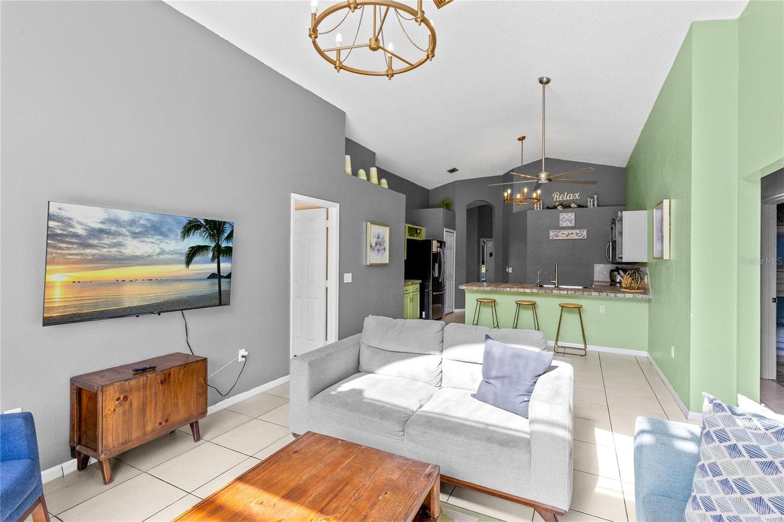 Single Family Residence at 915 LAKE BERKLEY DR, KISSIMMEE, photo 12 of 35