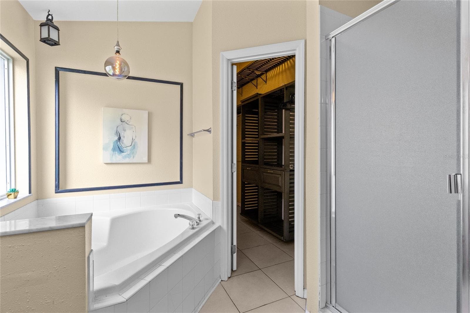 Single Family Residence at 915 LAKE BERKLEY DR, KISSIMMEE, photo 16 of 35