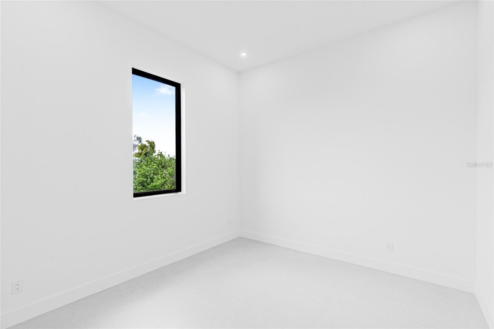 Single Family Residence at 8124 TECUMSEH CIR, PORT CHARLOTTE, photo 48 of 99