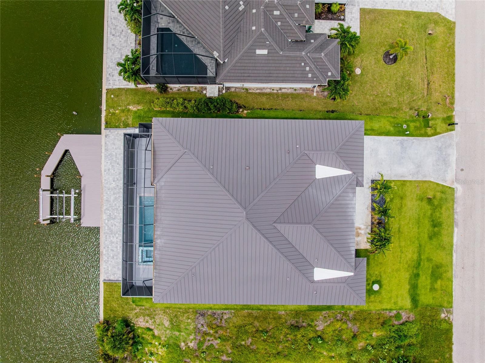Single Family Residence at 8124 TECUMSEH CIR, PORT CHARLOTTE, photo 85 of 99