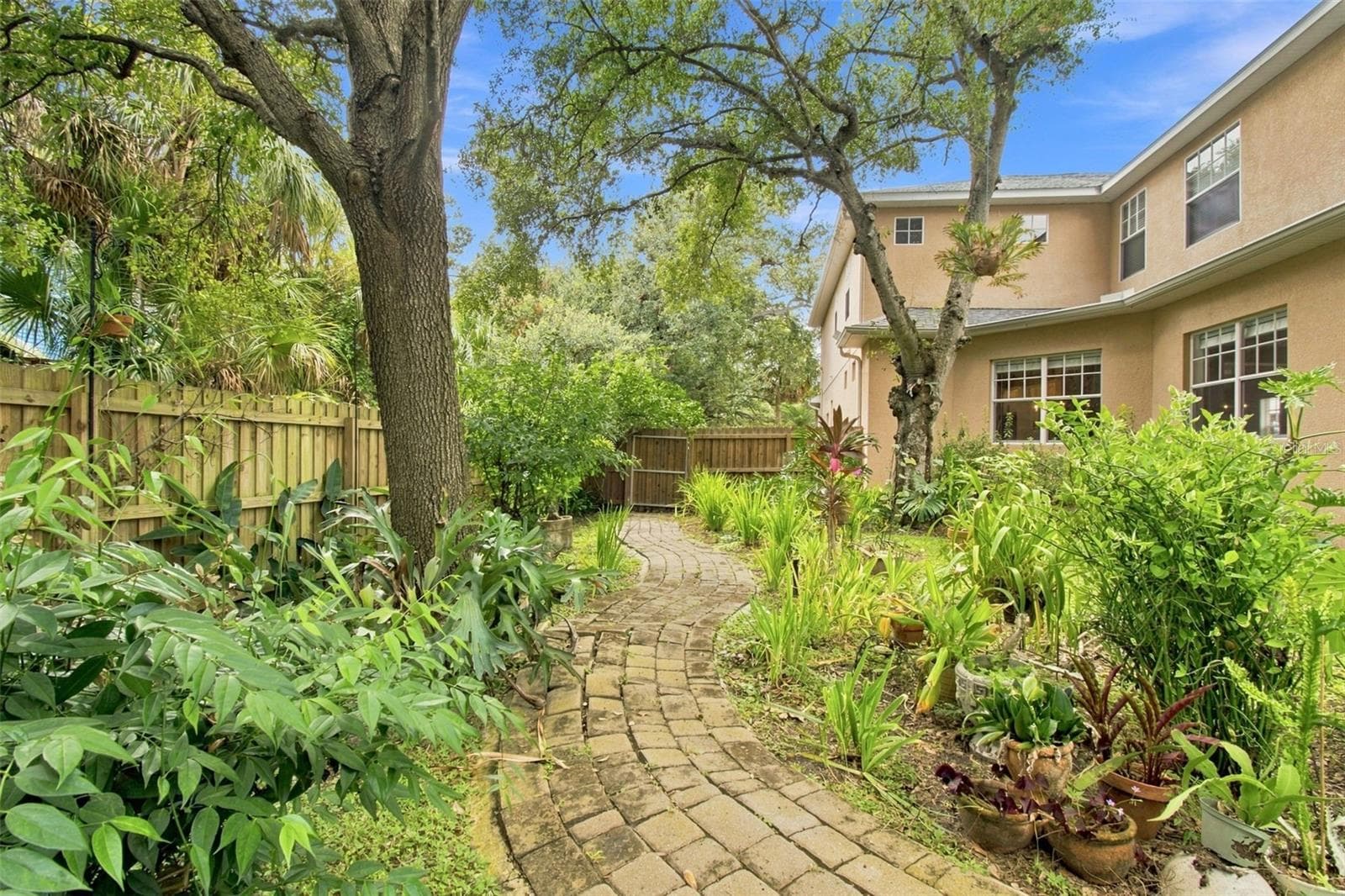 Single Family Residence at 6116 S 4TH ST, TAMPA, photo 65 of 68