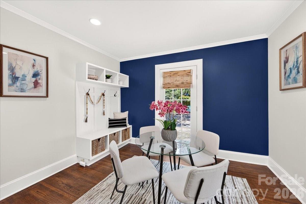 Single Family Residence at 720 E Park Avenue, Charlotte, photo 22 of 47
