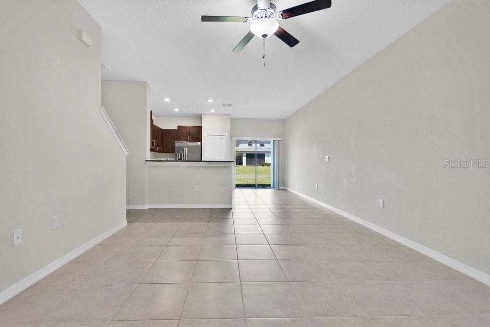 Townhouse at 9640 MULBERRY MARSH LN, SUN CITY CENTER, photo 5 of 34