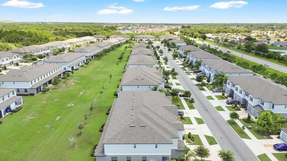 Townhouse at 9640 MULBERRY MARSH LN, SUN CITY CENTER, photo 31 of 34