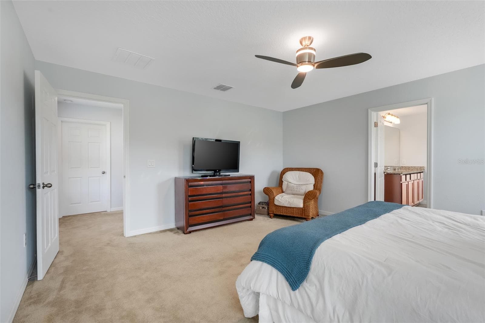 Single Family Residence at 1750 STANDING ROCK CIR, WINTER GARDEN, photo 22 of 61