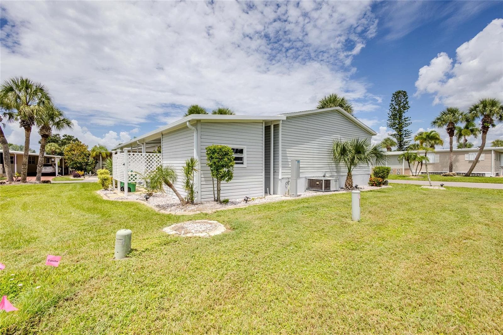 Manufactured Home at 2100 KINGS HWY #144, PORT CHARLOTTE, photo 7 of 84