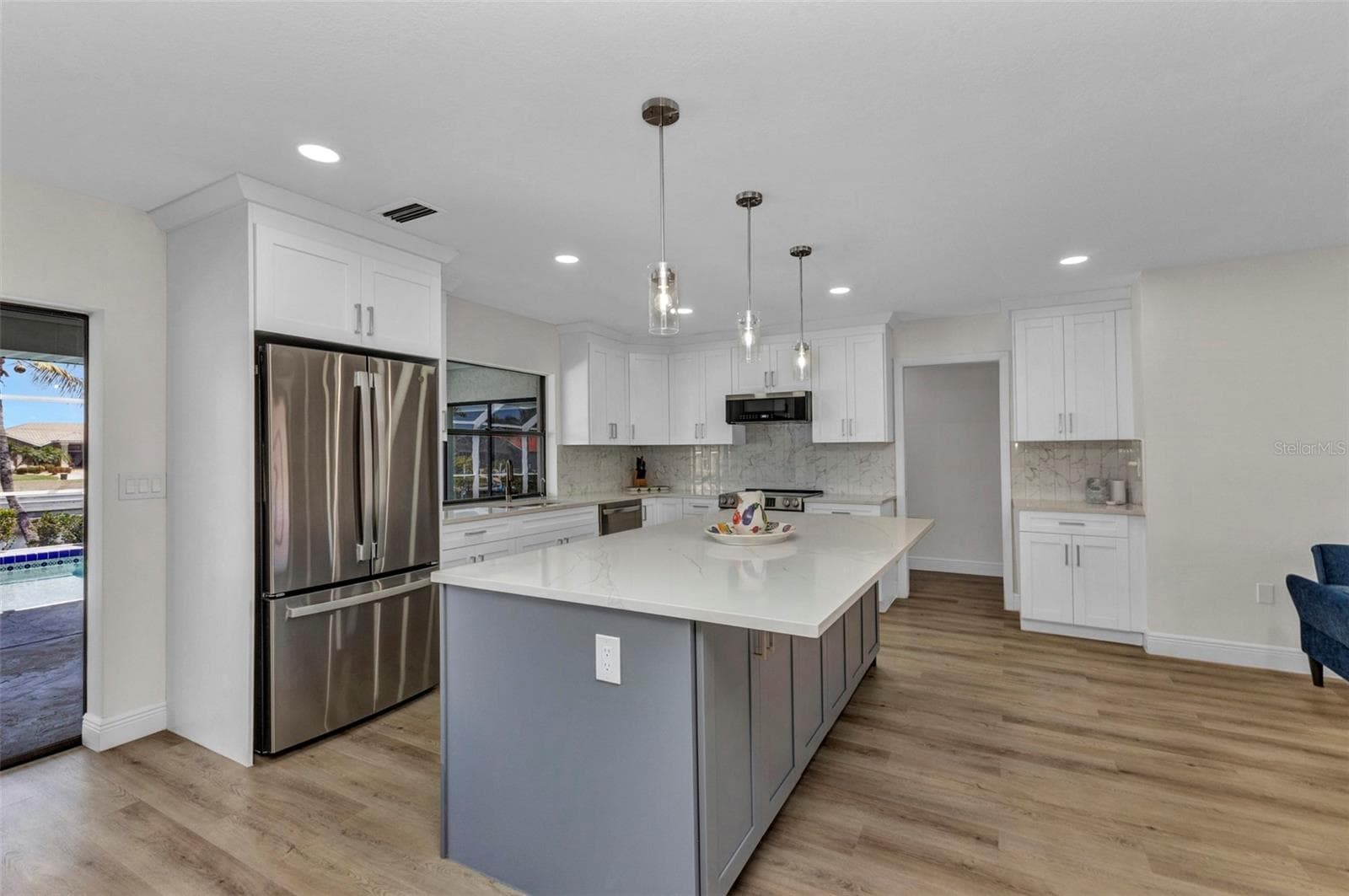 Single Family Residence at 2718 SAINT THOMAS DR, PUNTA GORDA, photo 19 of 74