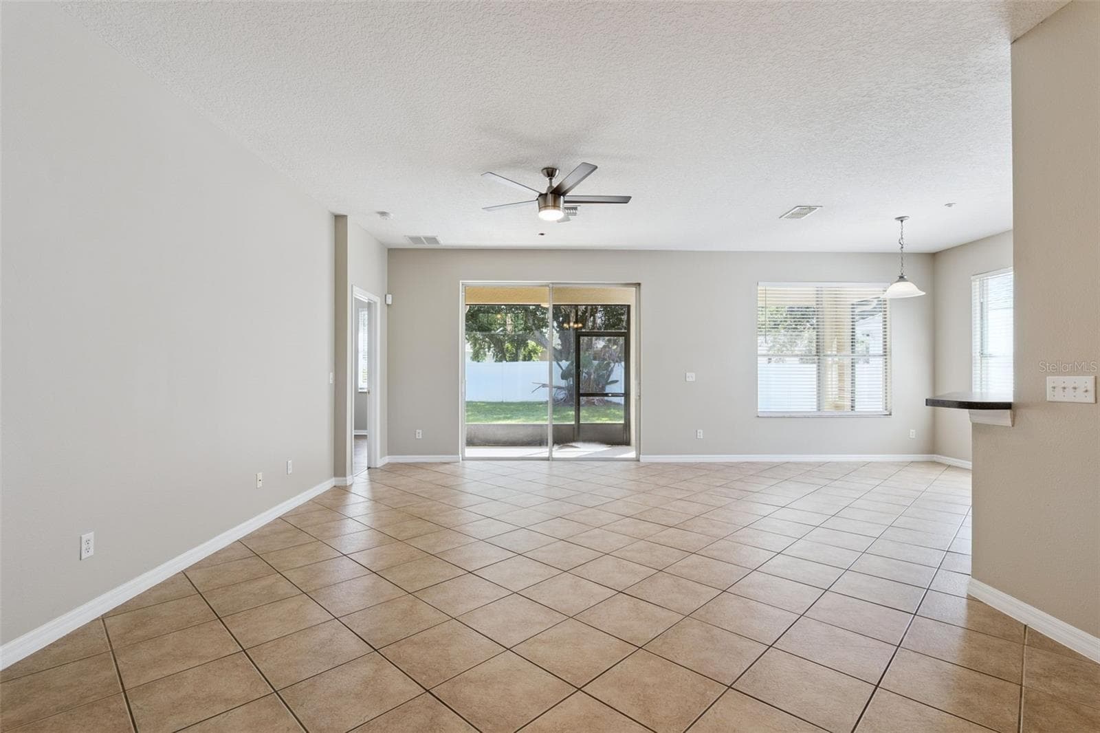 Single Family Residence at 9957 CYPRESS VINE DR, ORLANDO, photo 8 of 28