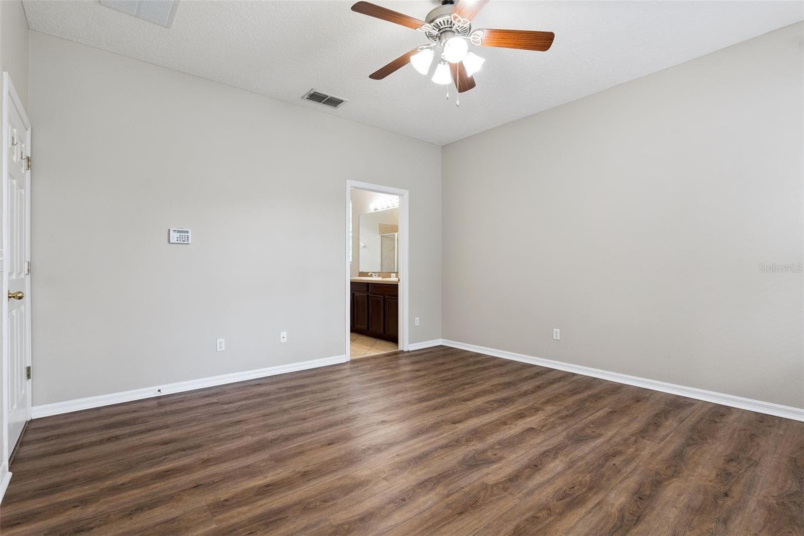 Single Family Residence at 9957 CYPRESS VINE DR, ORLANDO, photo 12 of 28